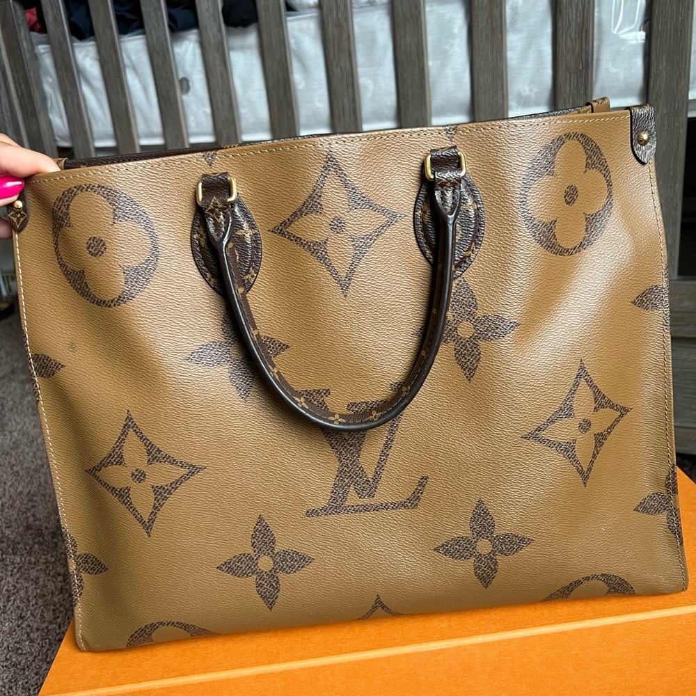 Louis Vuitton Onthgo GM